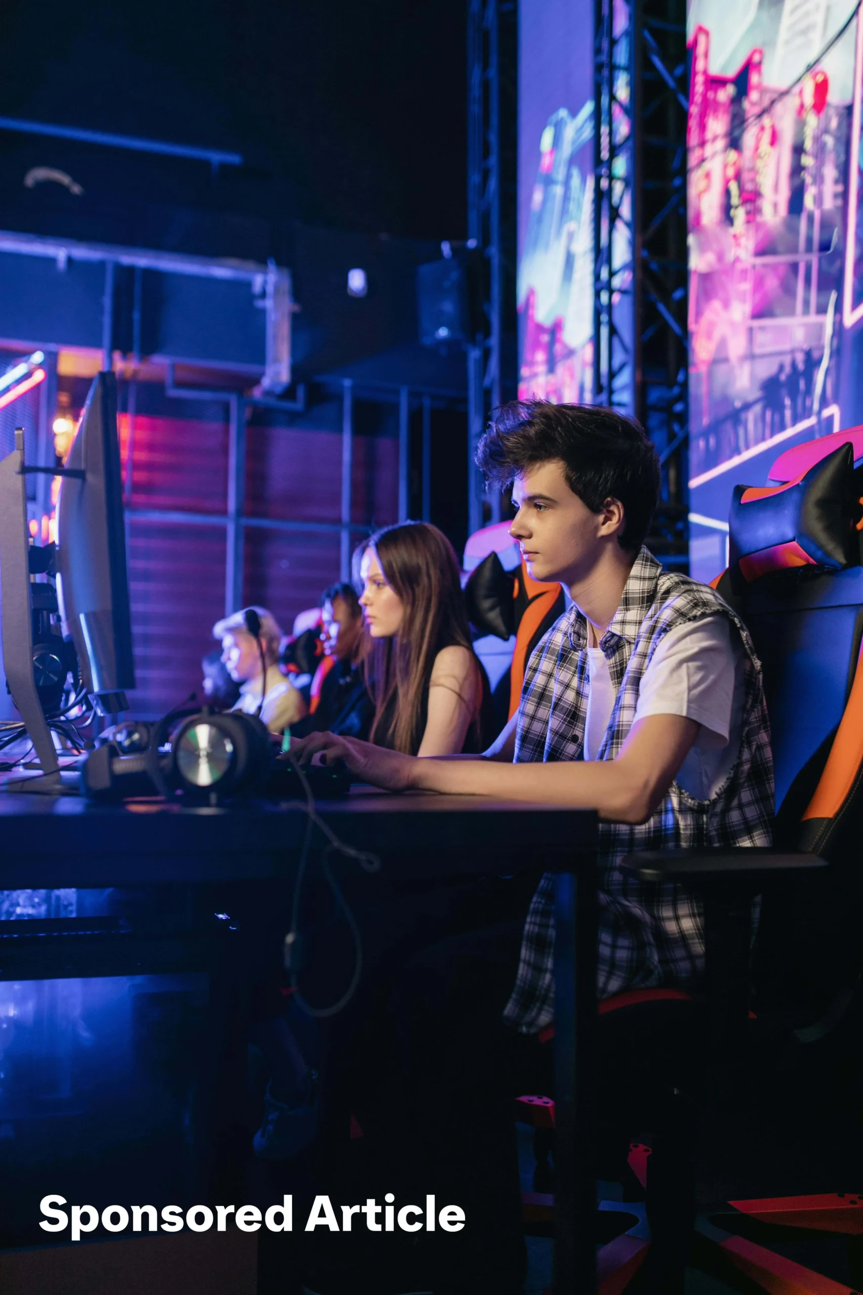 Drafting the Perfect Squad: How Team‑Based PvP Strategy In Marvel Rivals Mirrors Tournament Poker Tables